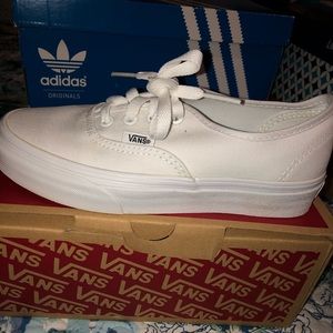 White vans shoes